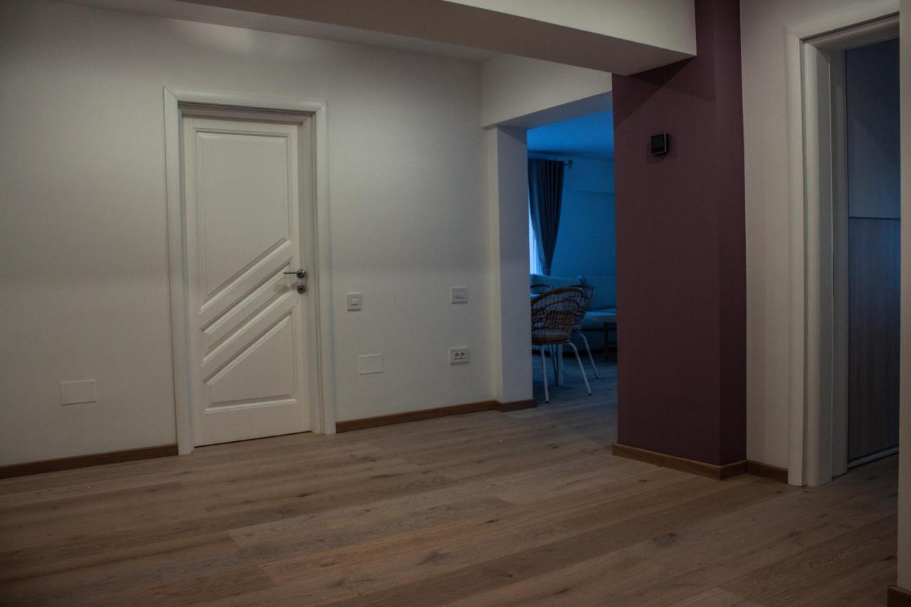Eurocomfort Apartments П'ятра-Нямц Екстер'єр фото
