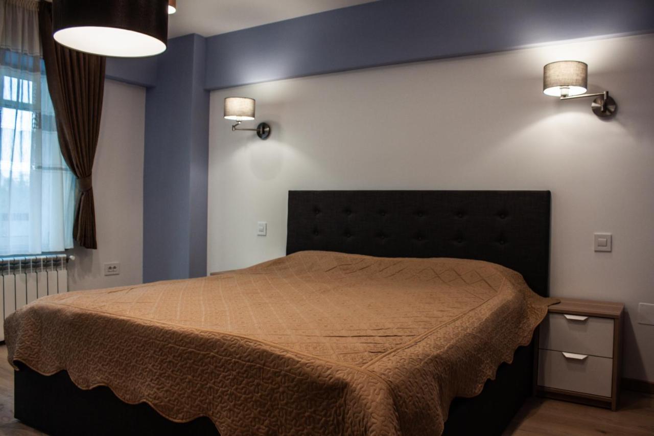 Eurocomfort Apartments П'ятра-Нямц Екстер'єр фото